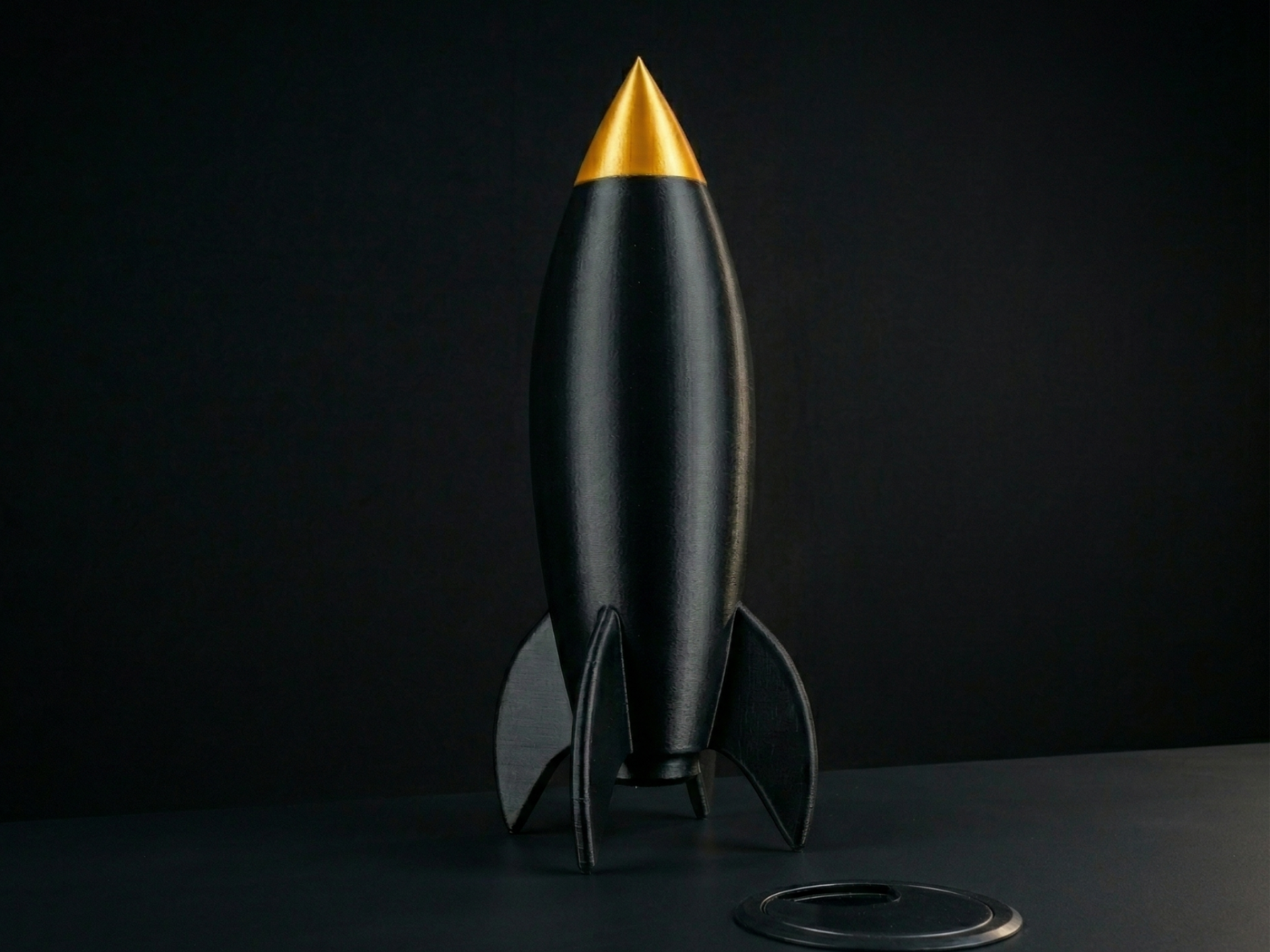 Retro Rocket – Black & Gold Desk Decoration