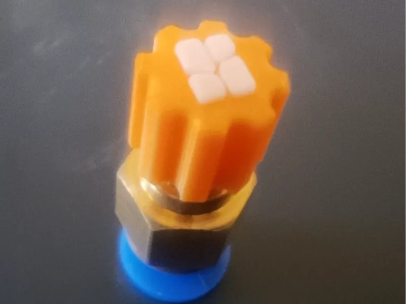 External filament plug