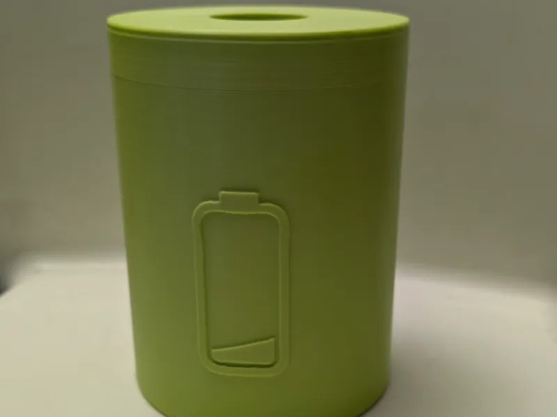 Container for old batterys