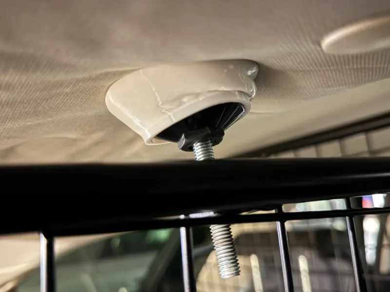 Ford Focus Turnier Stopper Raumteiler Schutzgitter