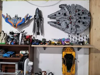 UCS Millenium Falcon Horizontal Wall Mount
