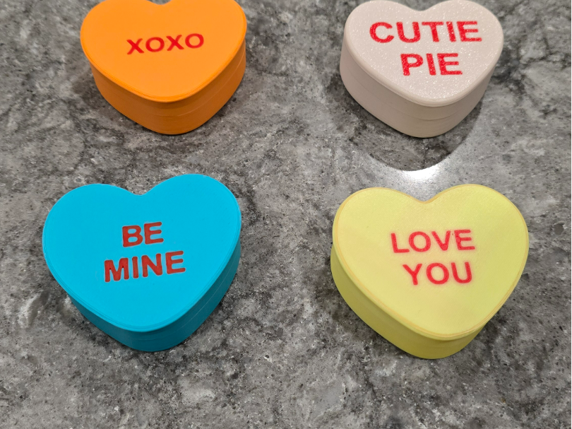 Sweetheart (Conversation hearts) Candy container 