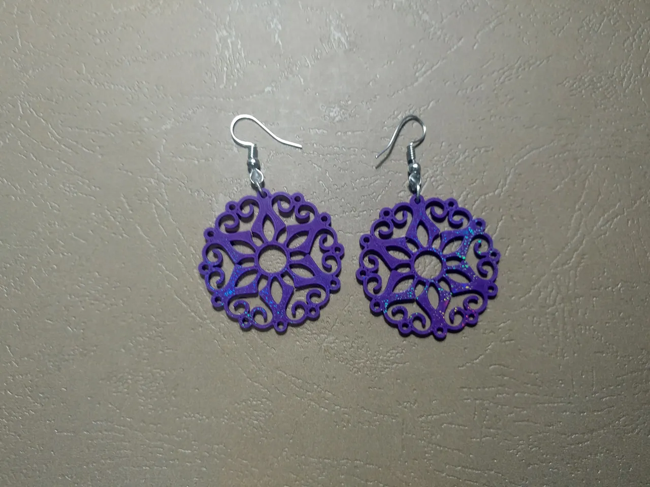 Floradia Heart Earrings view 4