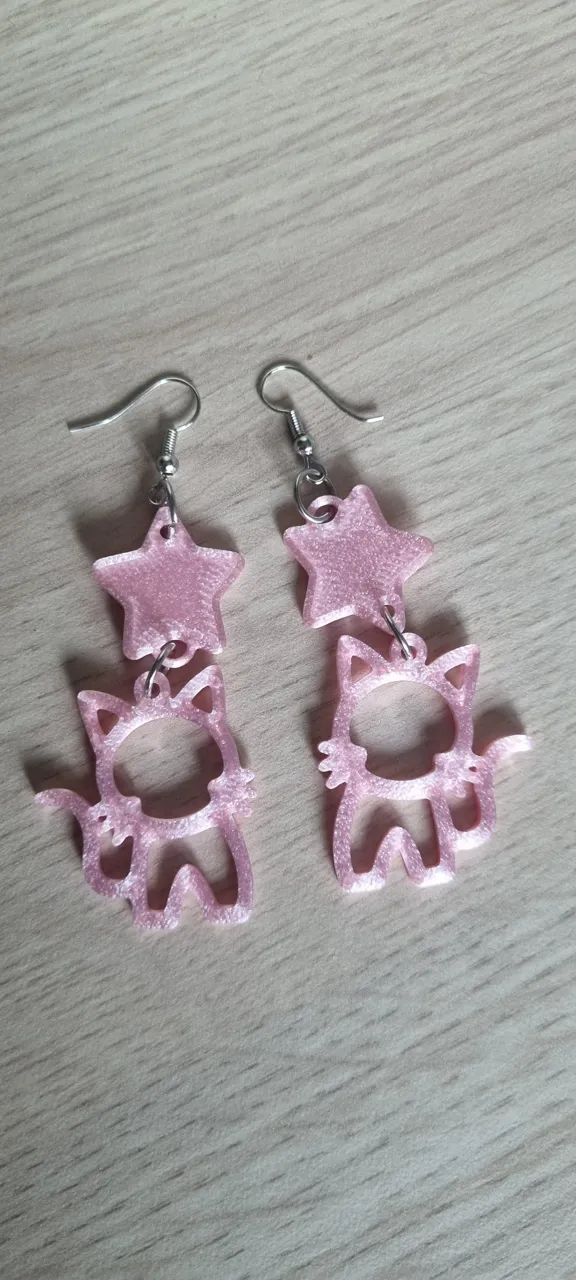 Star cat earring view 4