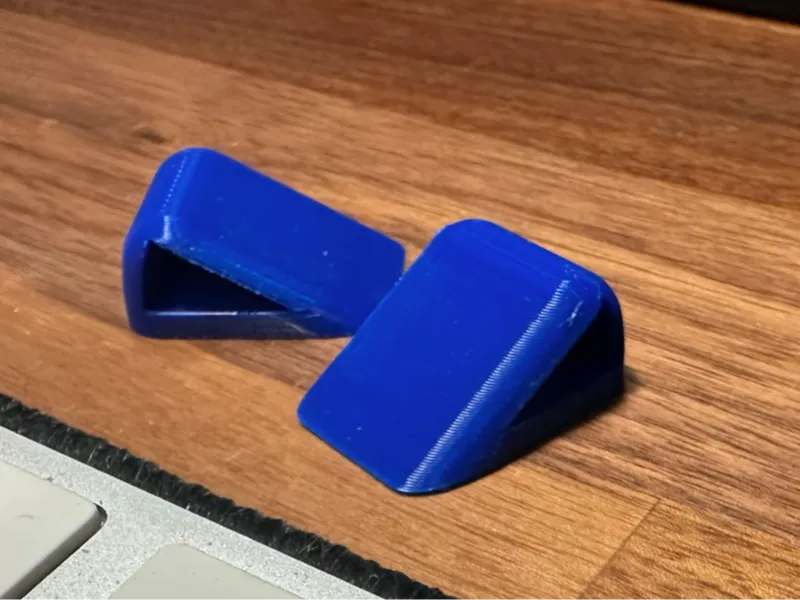 Universal Ipad writing/drawing stand