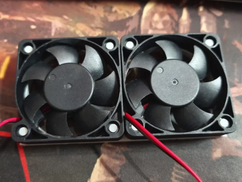 Dual 50mm fan support