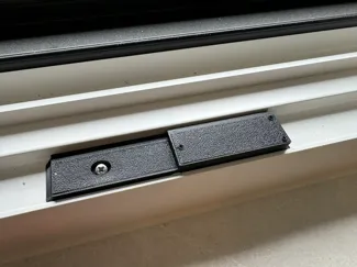 Internorm Reed Contact Mount