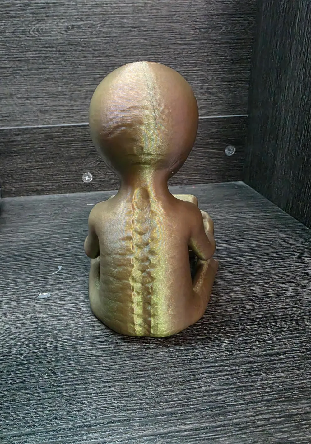 Alien Phone Holder - Free 3D Print Model - MakerWorld