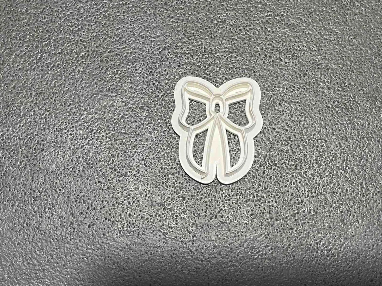 Rare Ribbon Cutter for poylmer Clay Earrings view 2
