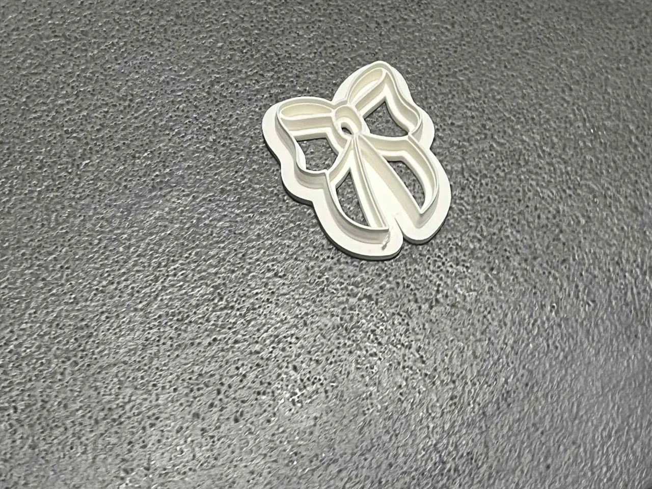 Rare Ribbon Cutter for poylmer Clay Earrings view 3
