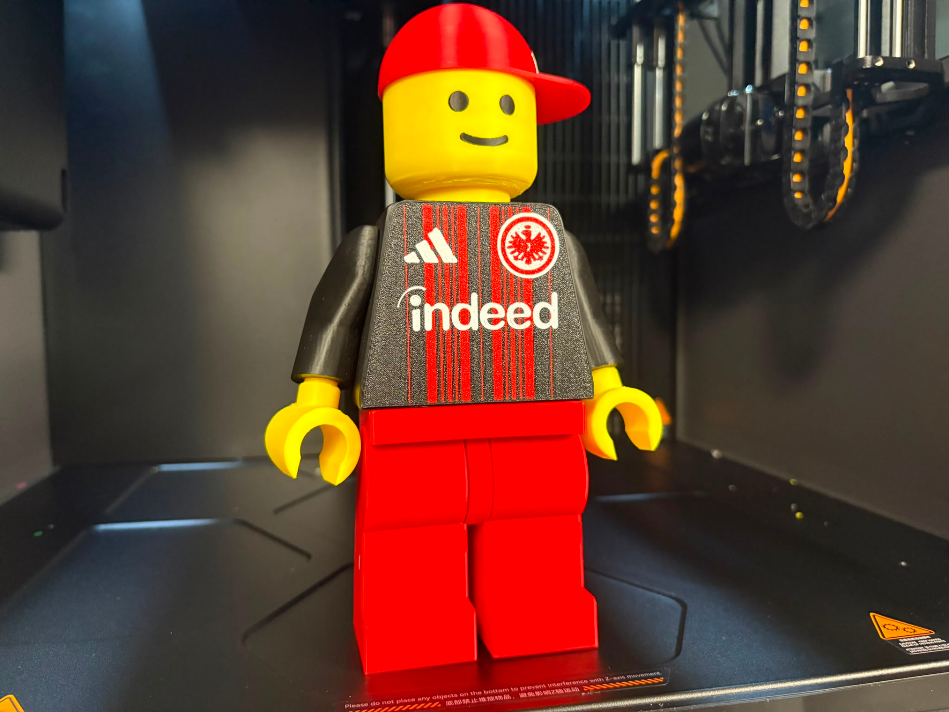 Brickman Frankfurt Trikot 26/27 20cm Figur 500%