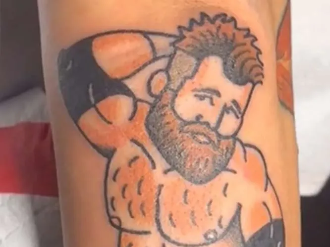 Jason Kelce Birdbox Lightbox 