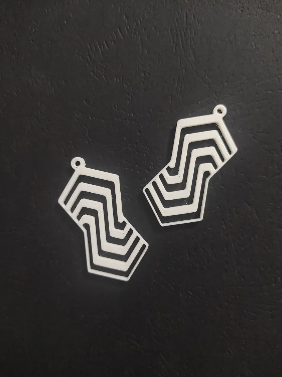 Warped Whisper – Earrings view 3