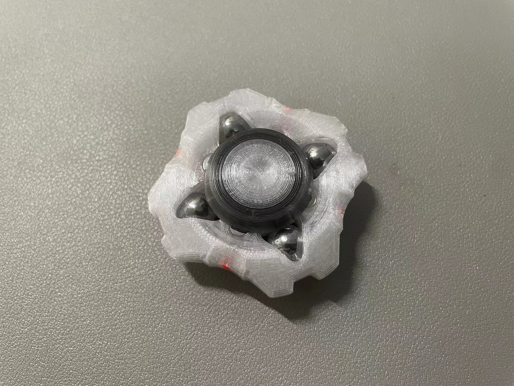 EDC Zeus dört köşeli bilimkurgu şekli parmak ucu spinner
