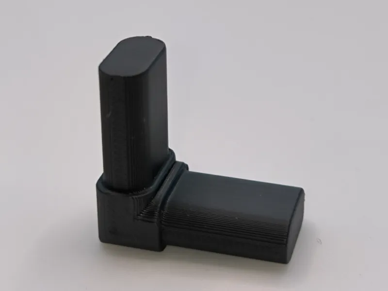 L-Shaped Corner Connector for Modular Structures
