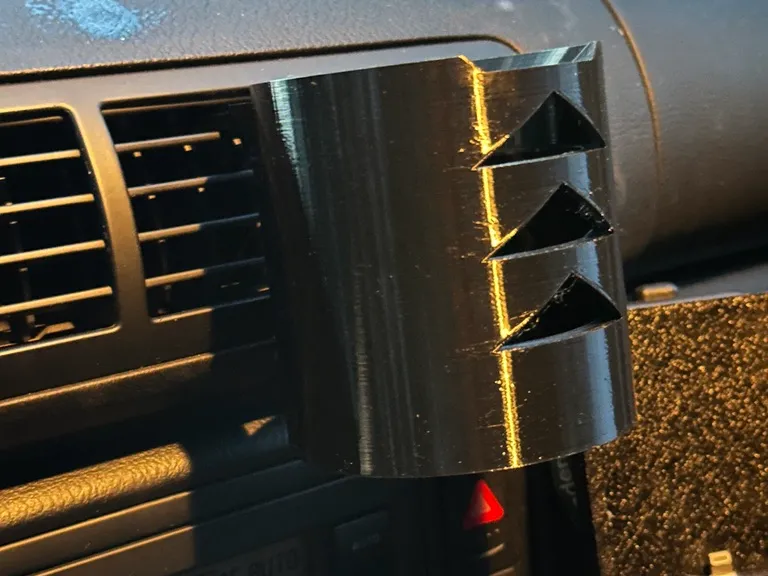 Drink holder & cooler for your car