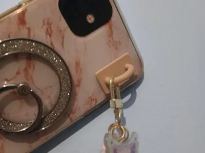 Phone charm hanger