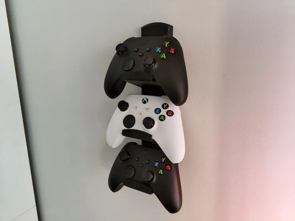 Xbox controller mount(stackable) with spare AA by Tassesin MakerWorld