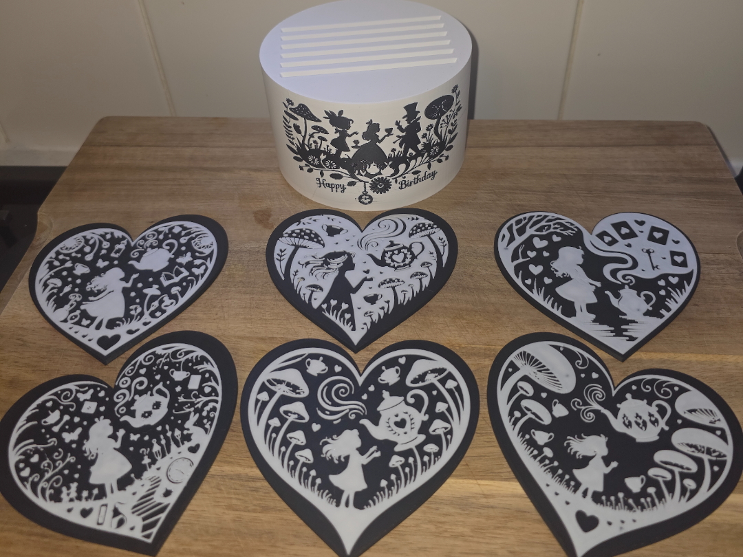 Alice in Wonderland Heart Coaster Set with Holder