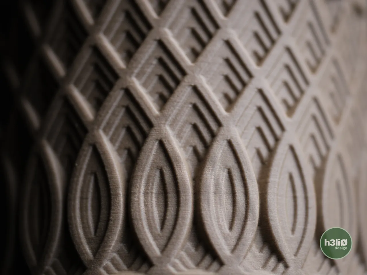 crest · container view 3