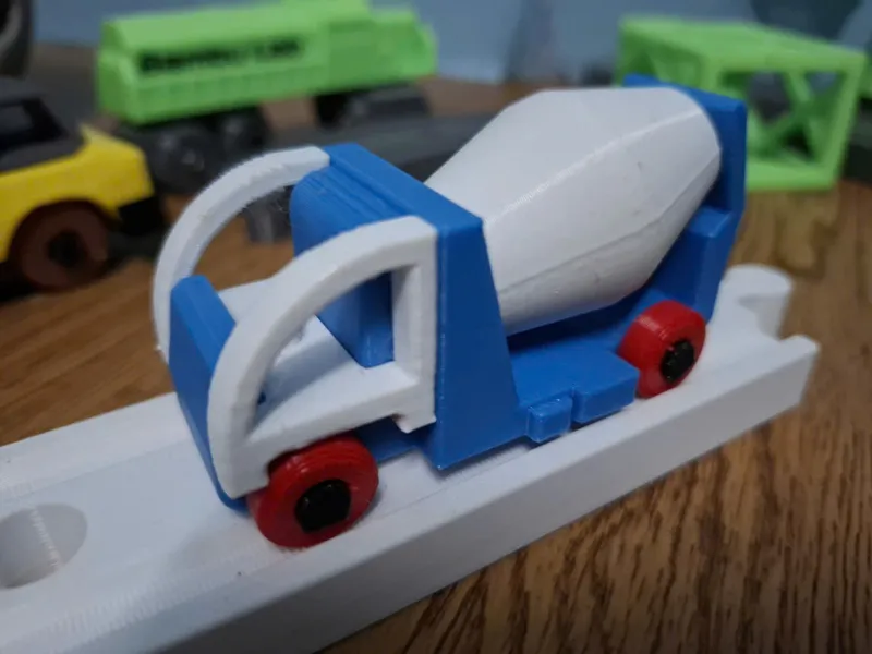 Brio-Compatible Cement Mixer Truck