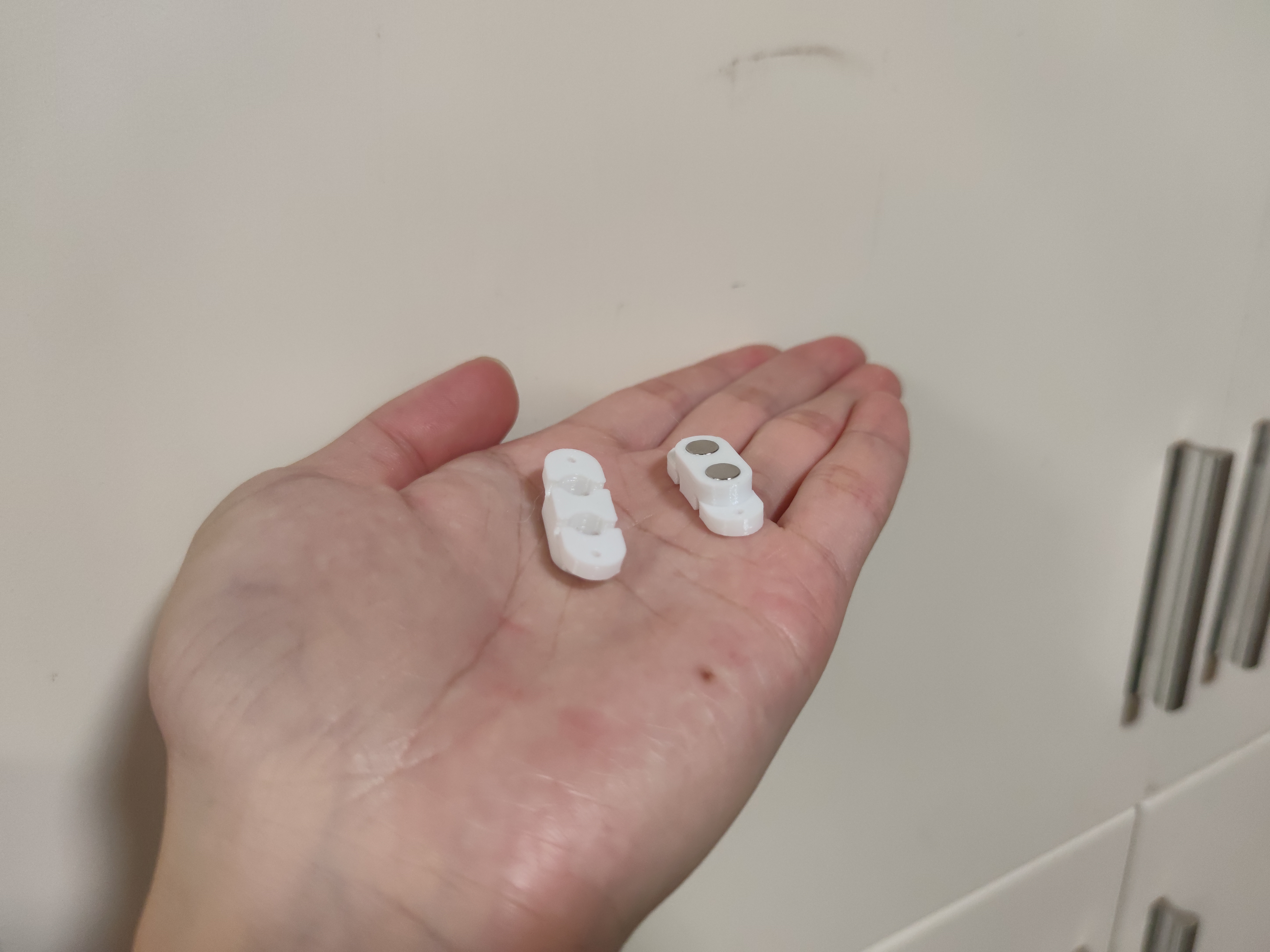 Miniatura 2 do modelo 3D 磁吸连接器 磁吸接线端子 磁吸触点电源连接器