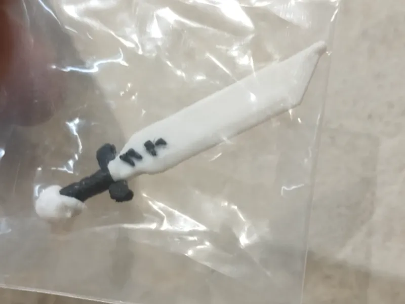 spada Mattone  teschio miniatura misure perfette