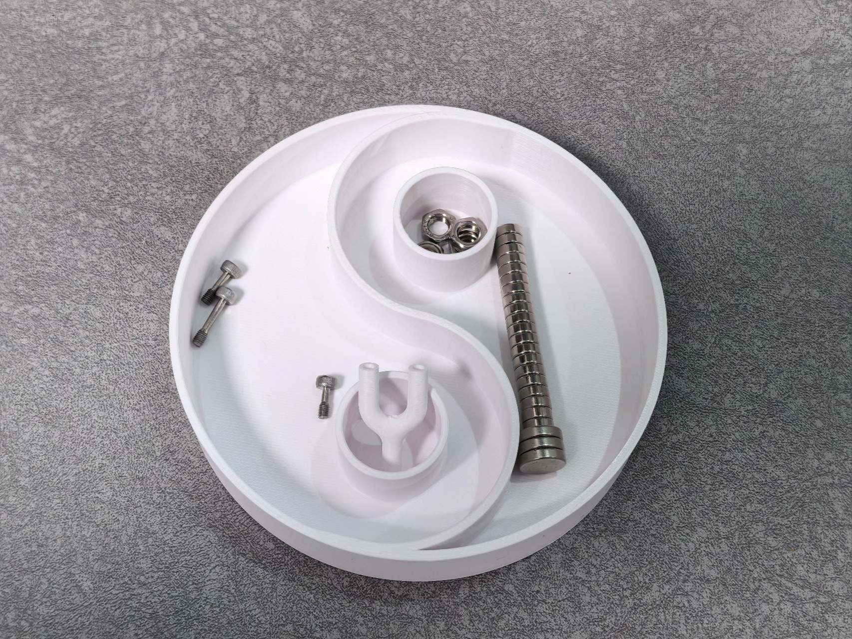 工具盘 工具托盘 太极形状 可堆叠设计