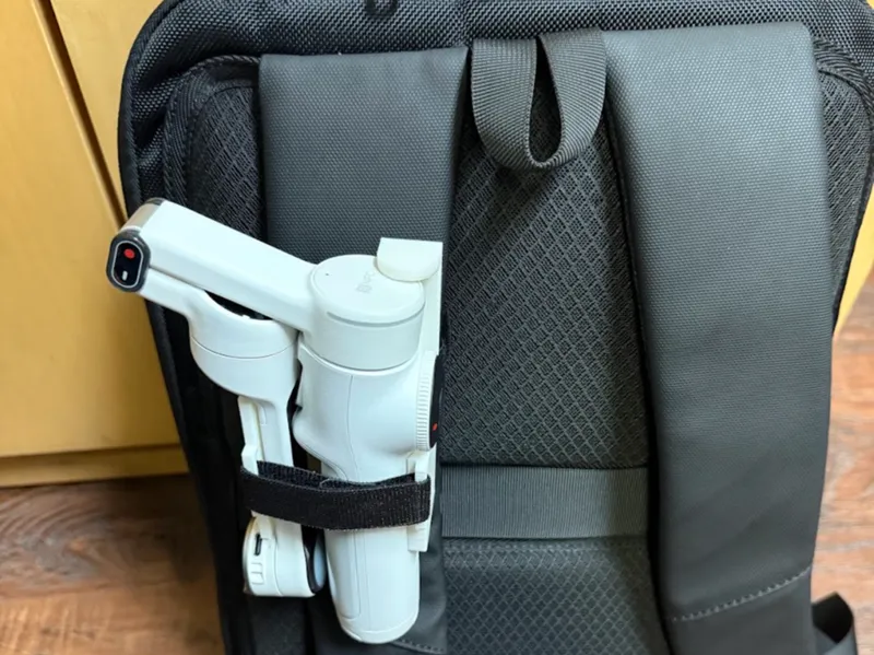 Insta360 Flow2 Backpack Mount Velcro + Peak Design