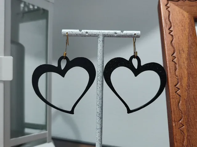 Aretes Silueta del Amor