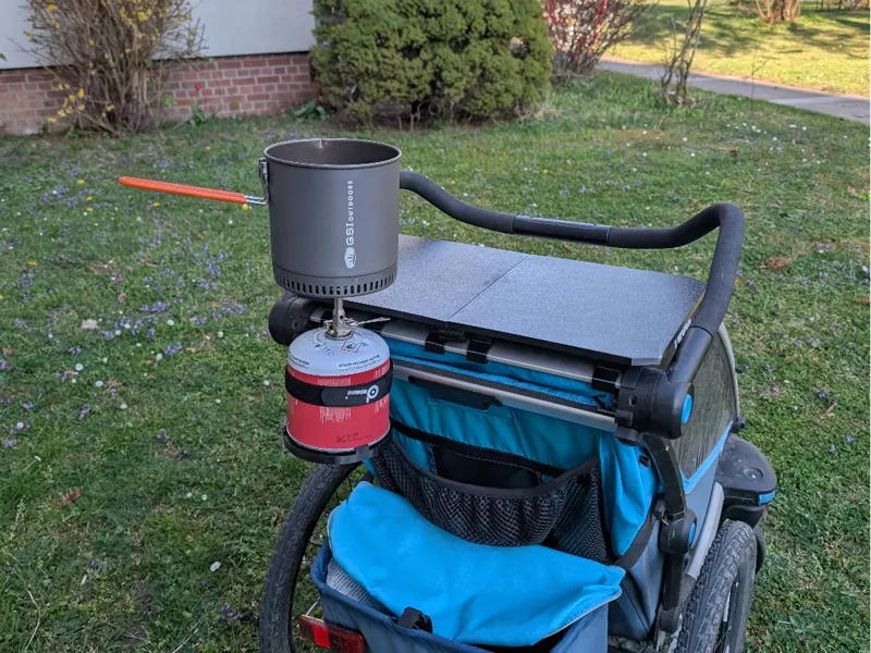 Thule Camping Tischaufsatz mit Gasflaschen Clip