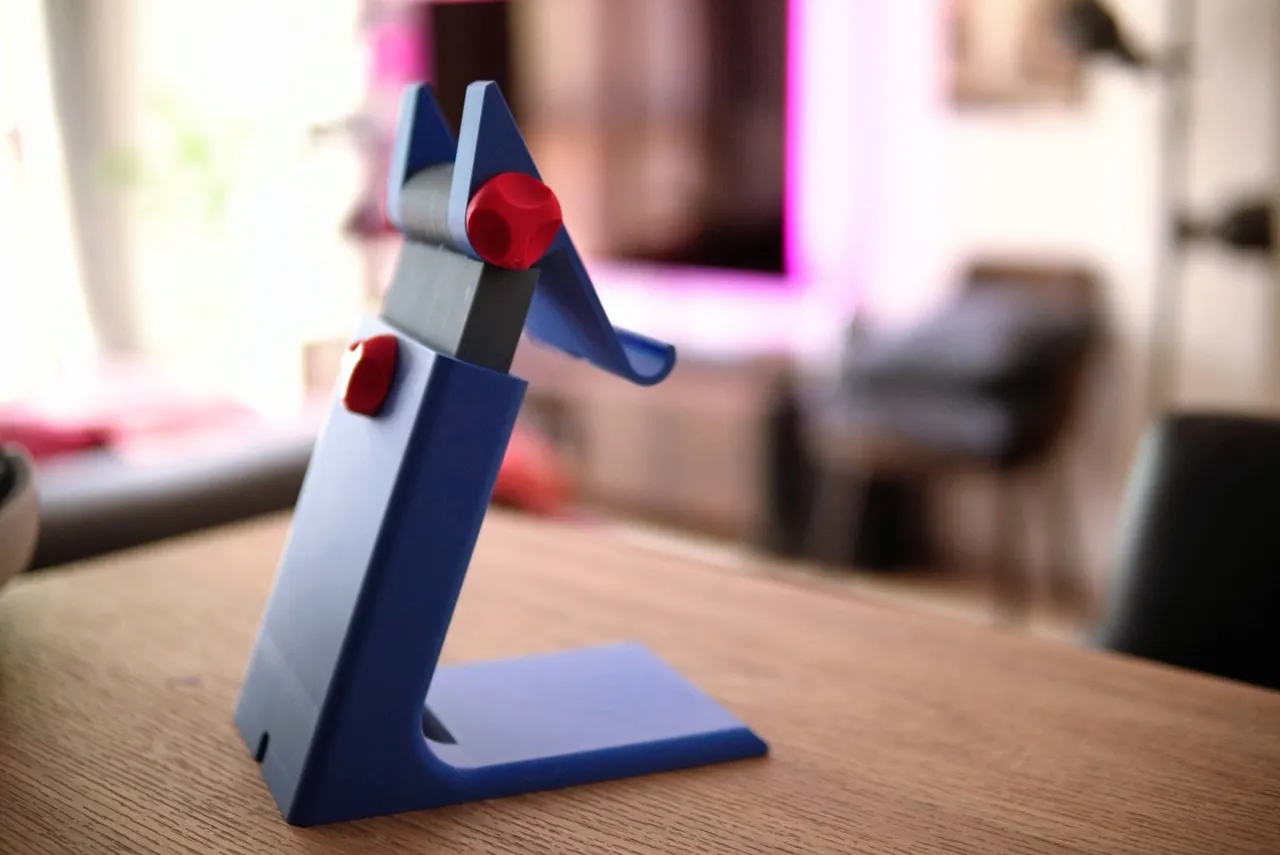 TiltMate - Adjustable Tablet Stand view 3