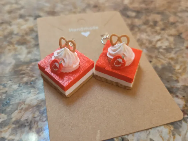 Strawberry Pretzel Cake Earrings