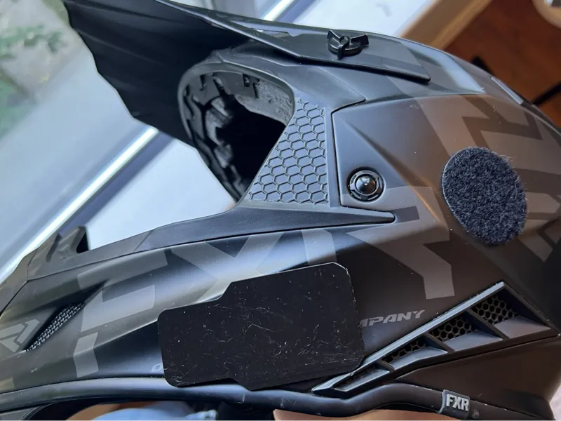 Cardo Curved Helmet Adapter Plate (FXR Helium)