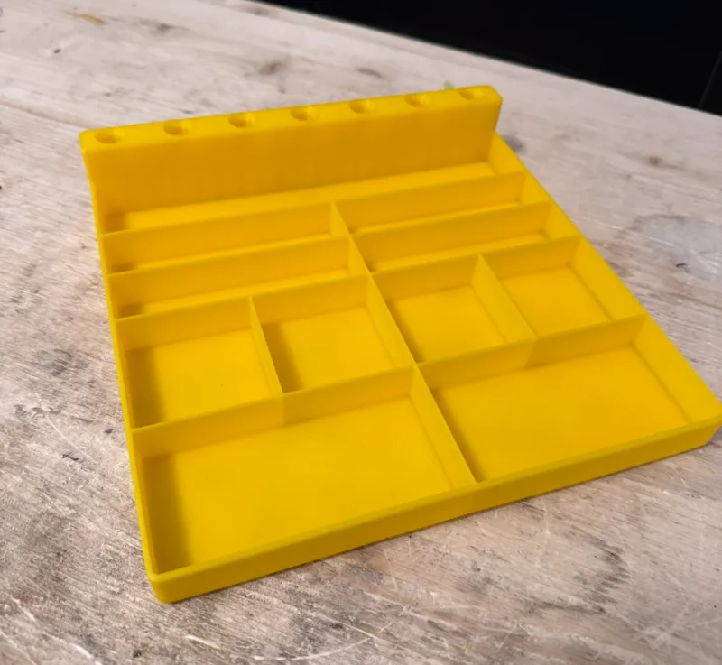Screw and small parts organizer tray