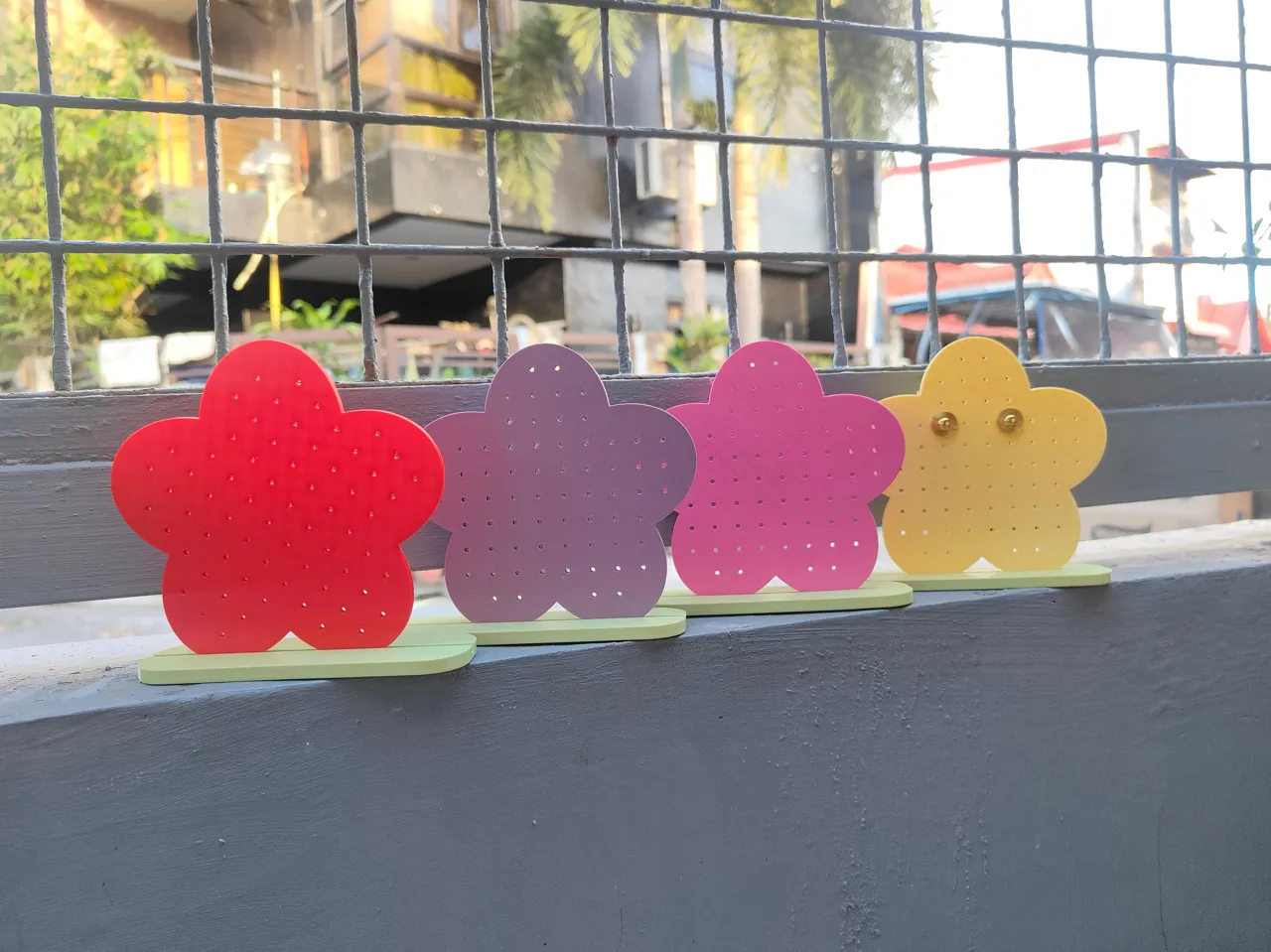 FLOWER EARRING PEG BOARD ACCESSORIES view 2