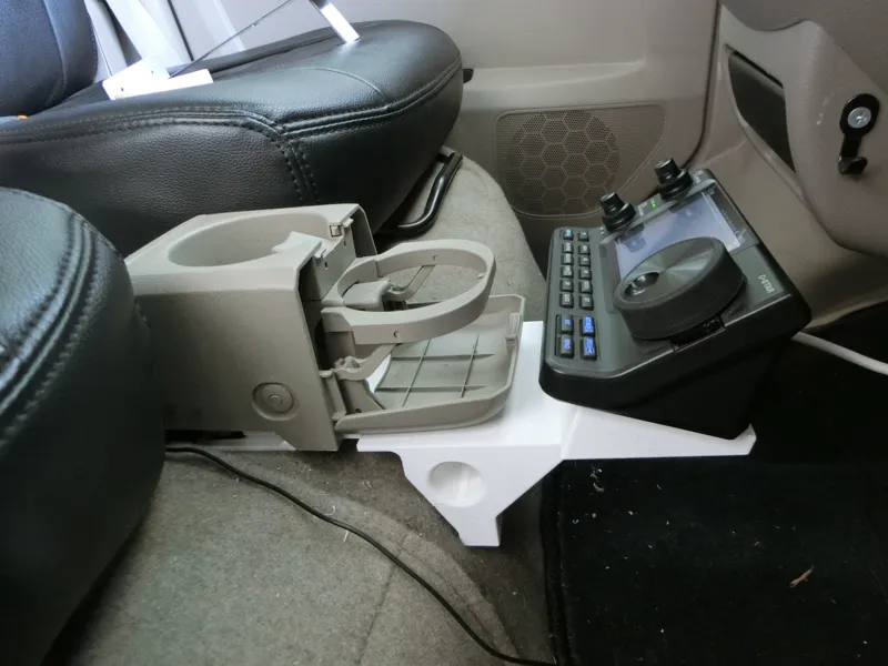 ICOM IC-7100 hamradio tranceiver mount stay DA64V