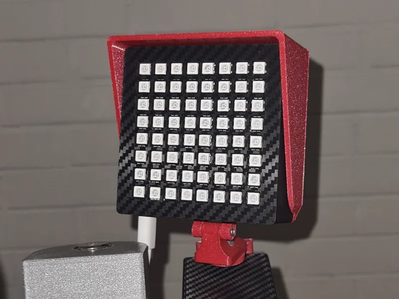 iFlag case with universal fixation system