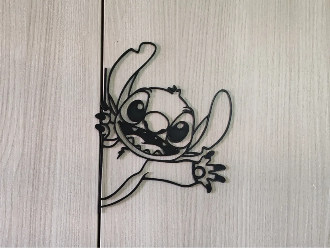 Décoration murale Stitch qui passe la tête