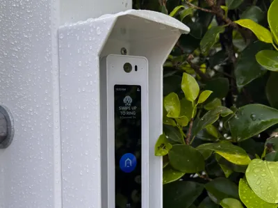 Outdoor cover for UniFi G2 Reader Pro