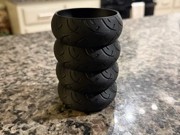 Pot à crayons pneu de moto