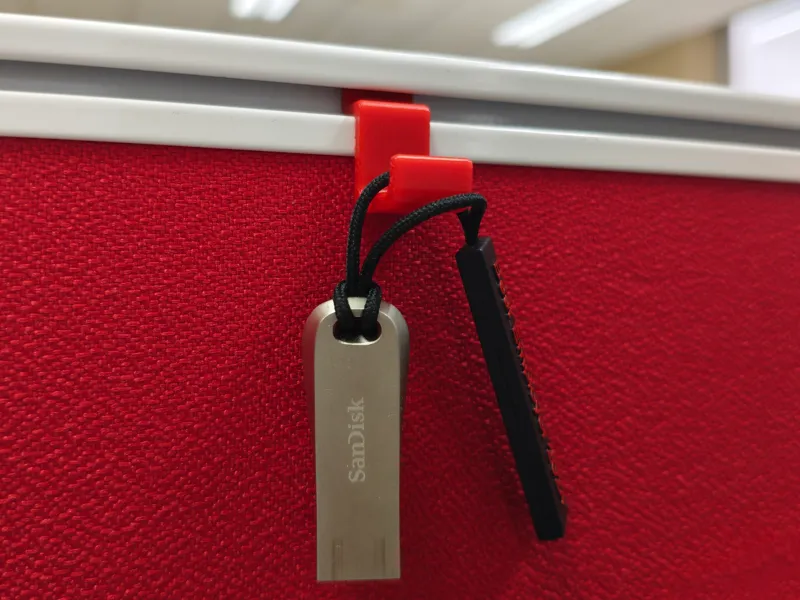 mini hook 2g