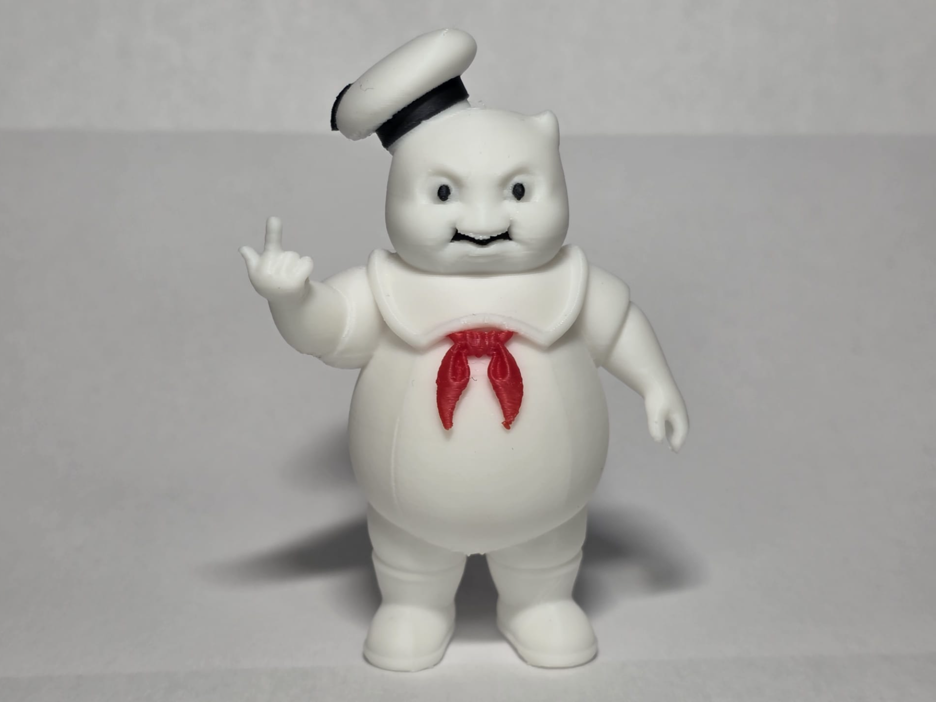 Hombre de Malvavisco Demoniaco, Irreverente