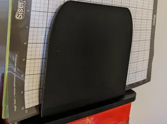 Cutting mat holder