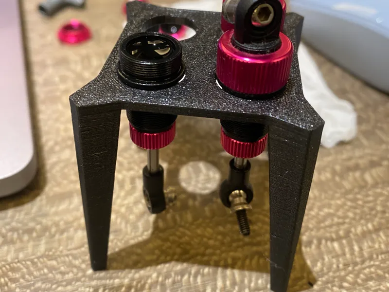 1/10 RC damper stand