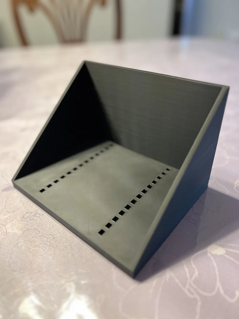 Modular Comic Book Stand - Free 3D Print Model - MakerWorld