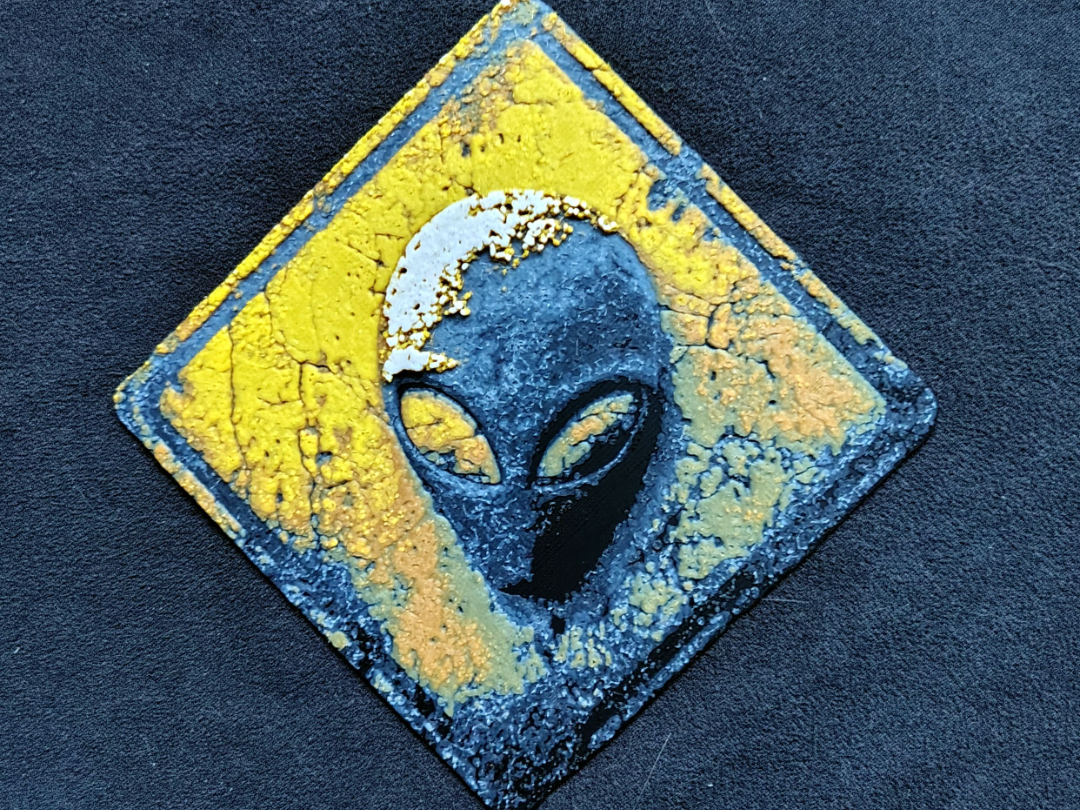 Information sign II. [Alien] HueForge