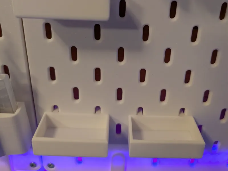 Tiny Skadis tray (57x30 mm about one benchy fits)