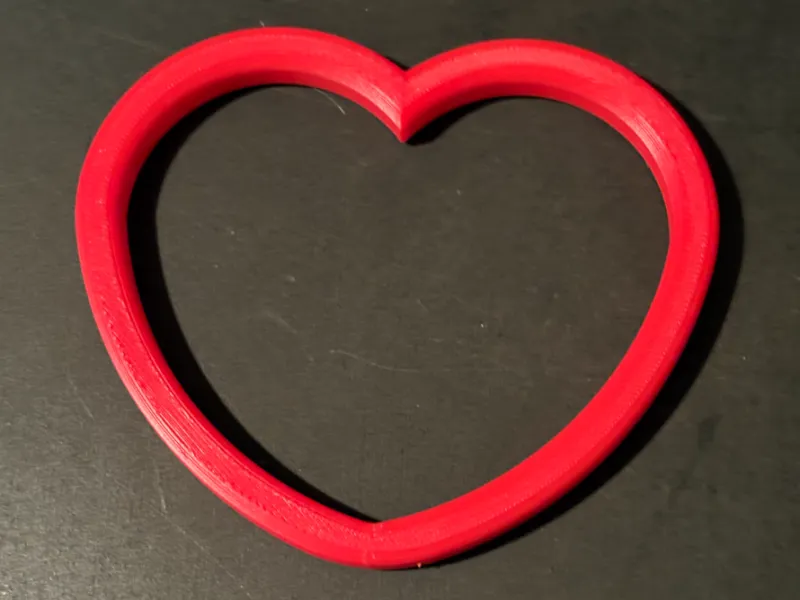 Medium hollow heart