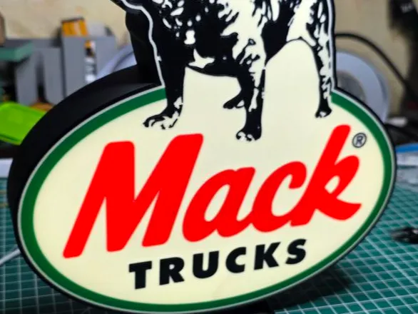 Lampe Mack Trucks